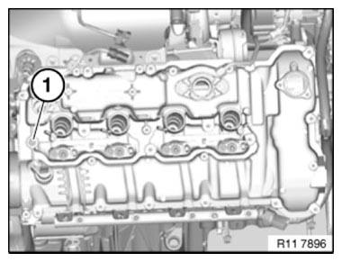 Cylinder Head With Cover